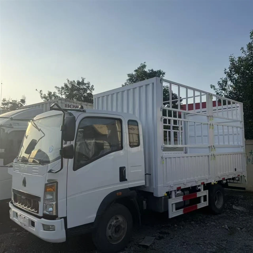 HOWO 4.2m Stake Light Truck
