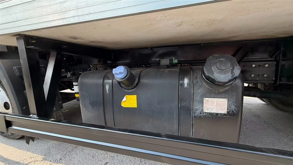 HOWO Light Reefer Truck high quality